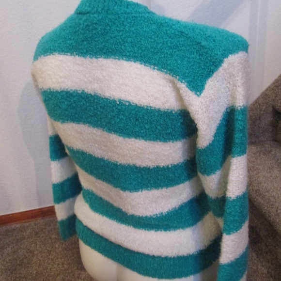 Vintage 1980's Tamaron Aqua Striped Pullover - Picture 3 of 7